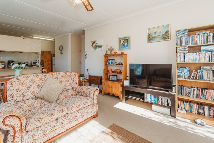 2 Bedroom Property for Sale in Denneoord Western Cape